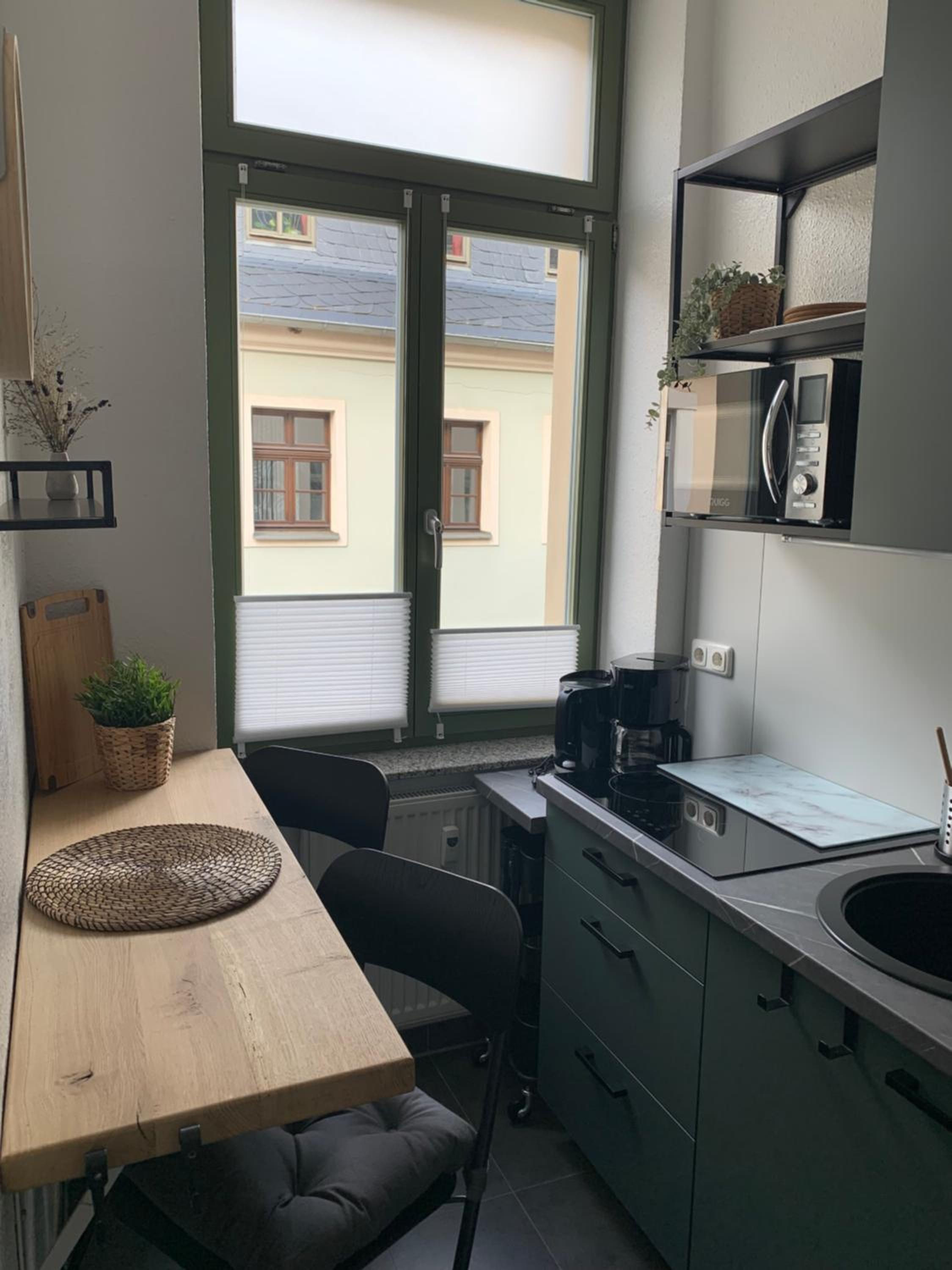 Strassi 1 en Plauen — kitchen