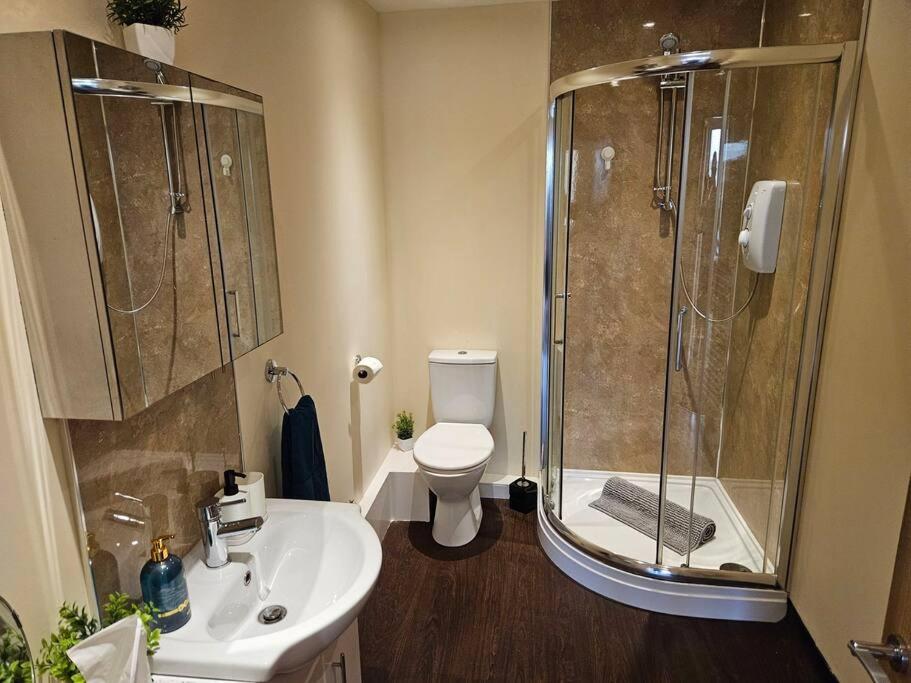 Carlisle City Centre. Spacious Apartment. Ideal location.