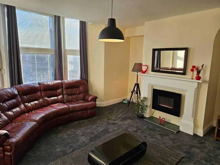 Carlisle City Centre. Spacious Apartment. Ideal location.