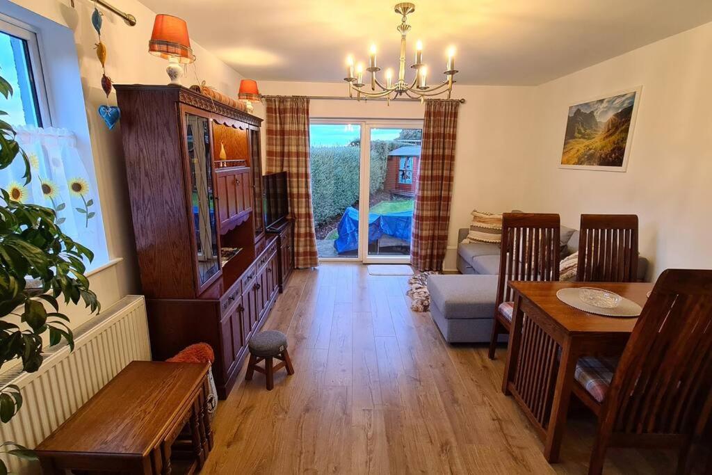 Northlea-Scottish style cottage