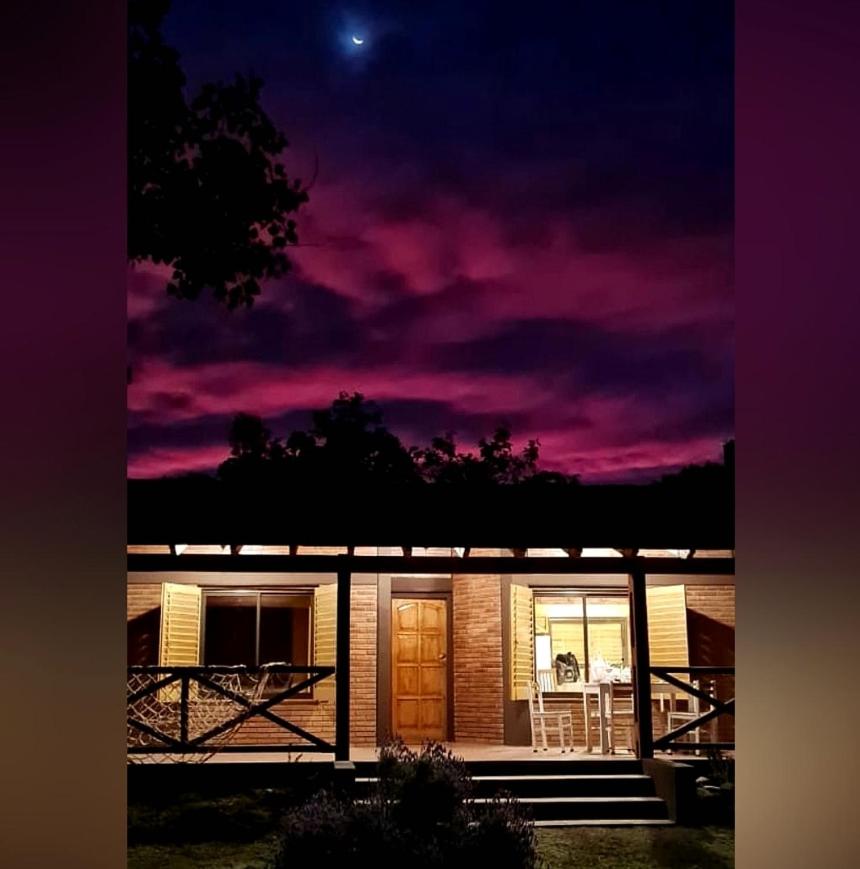 Casa Lutan ,Mendoza, 6 personas ,Montaña y bodegas