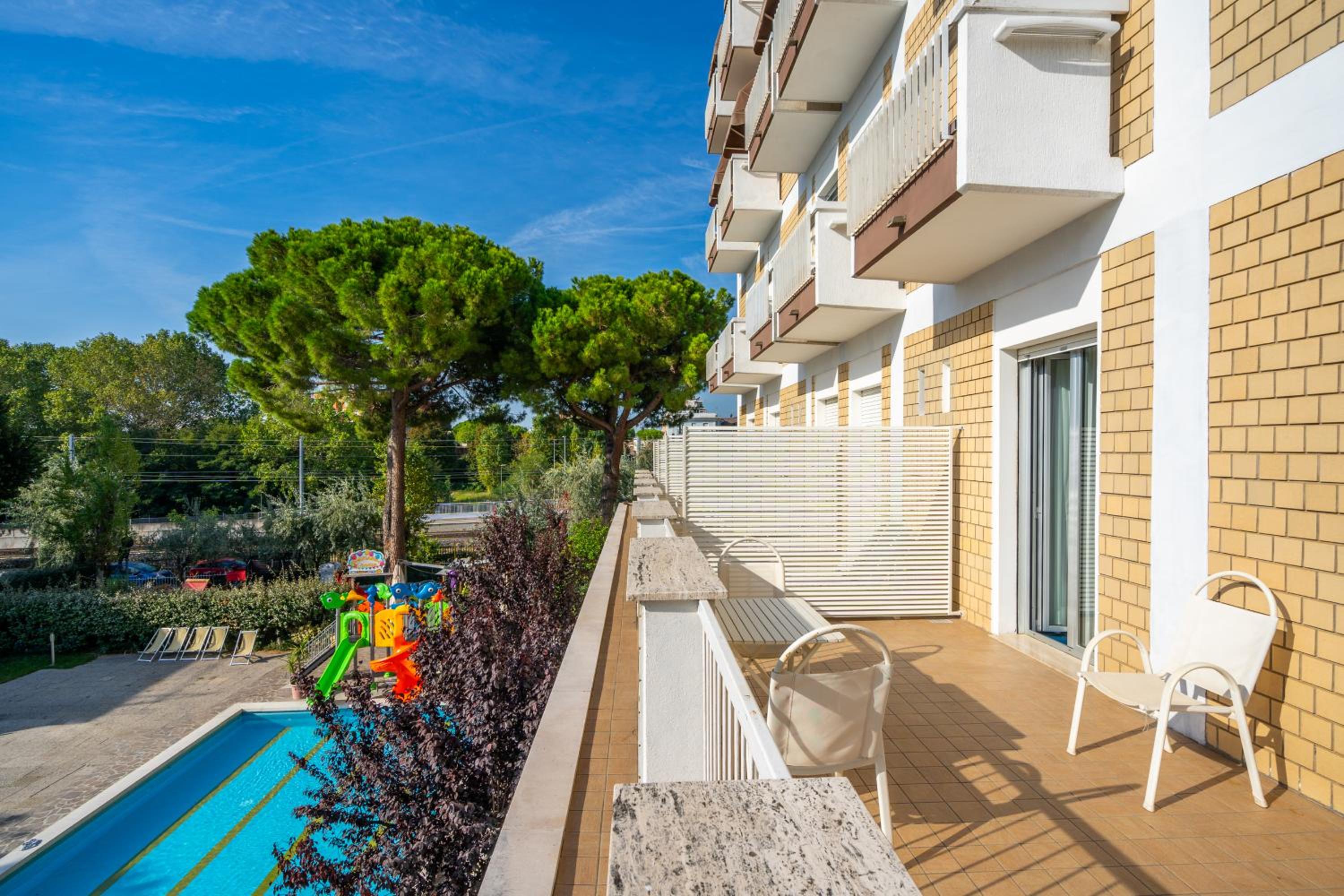 Lotus Hotel ALL INCLUSIVE & SPIAGGIA