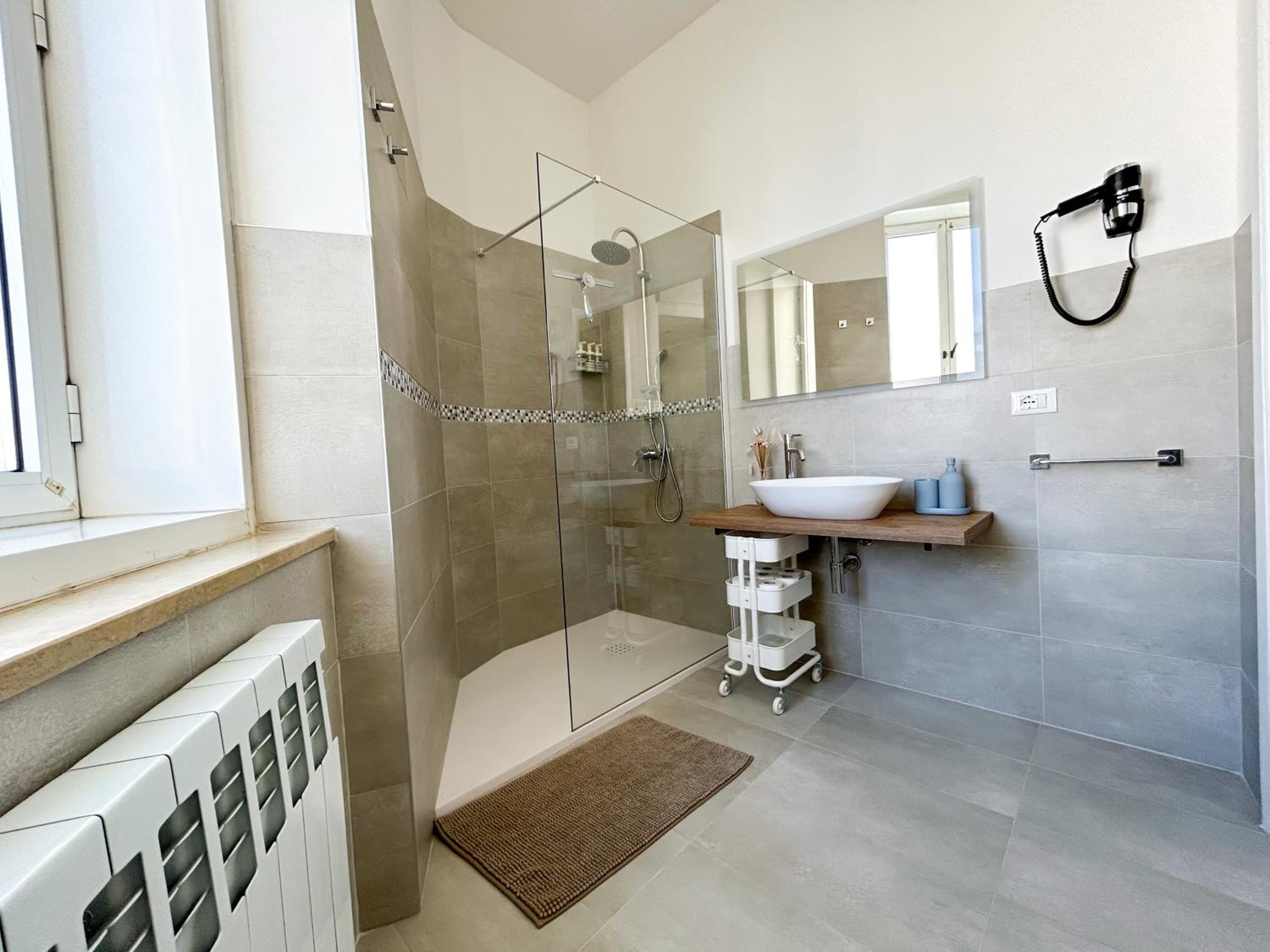 MAISON NOEL en Trieste — bathroom