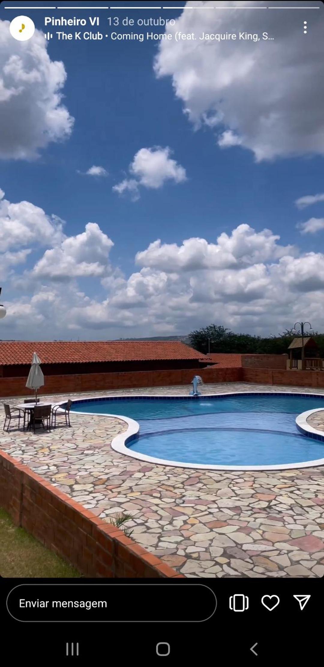 Casa de Campo Novo gravatá em condomínio, lazer completo com piscina compartilhada, churraqueira e forno a lenha privado e uma vista espetacular e com aque