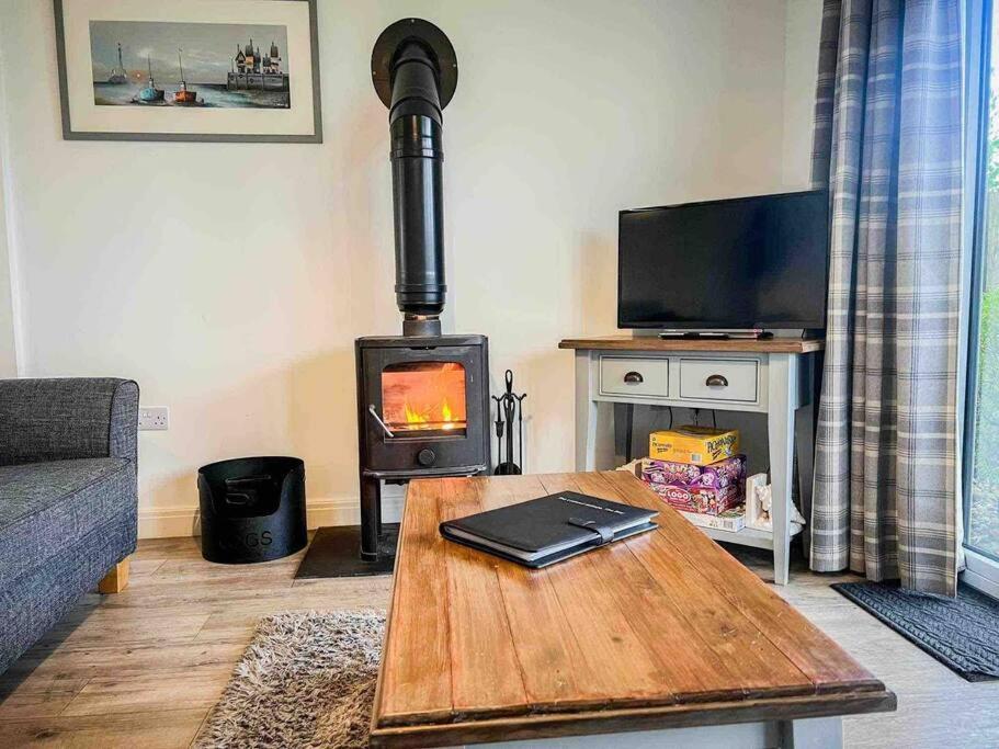 Sea view The Lookout at The Bay holiday village Filey 2 bed sleeps 5 dog friendly free leisure facilities direct beach access pub and shop click to view ph view 3