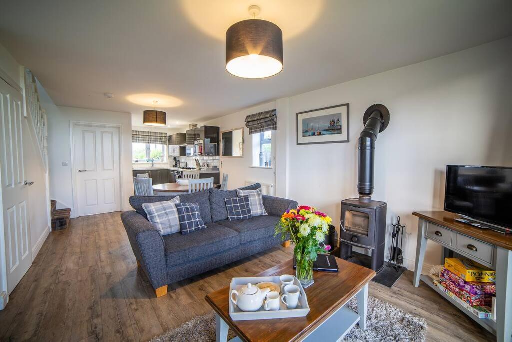 Sea view The Lookout at The Bay holiday village Filey 2 bed sleeps 5 dog friendly free leisure facilities direct beach access pub and shop click to view ph view 5