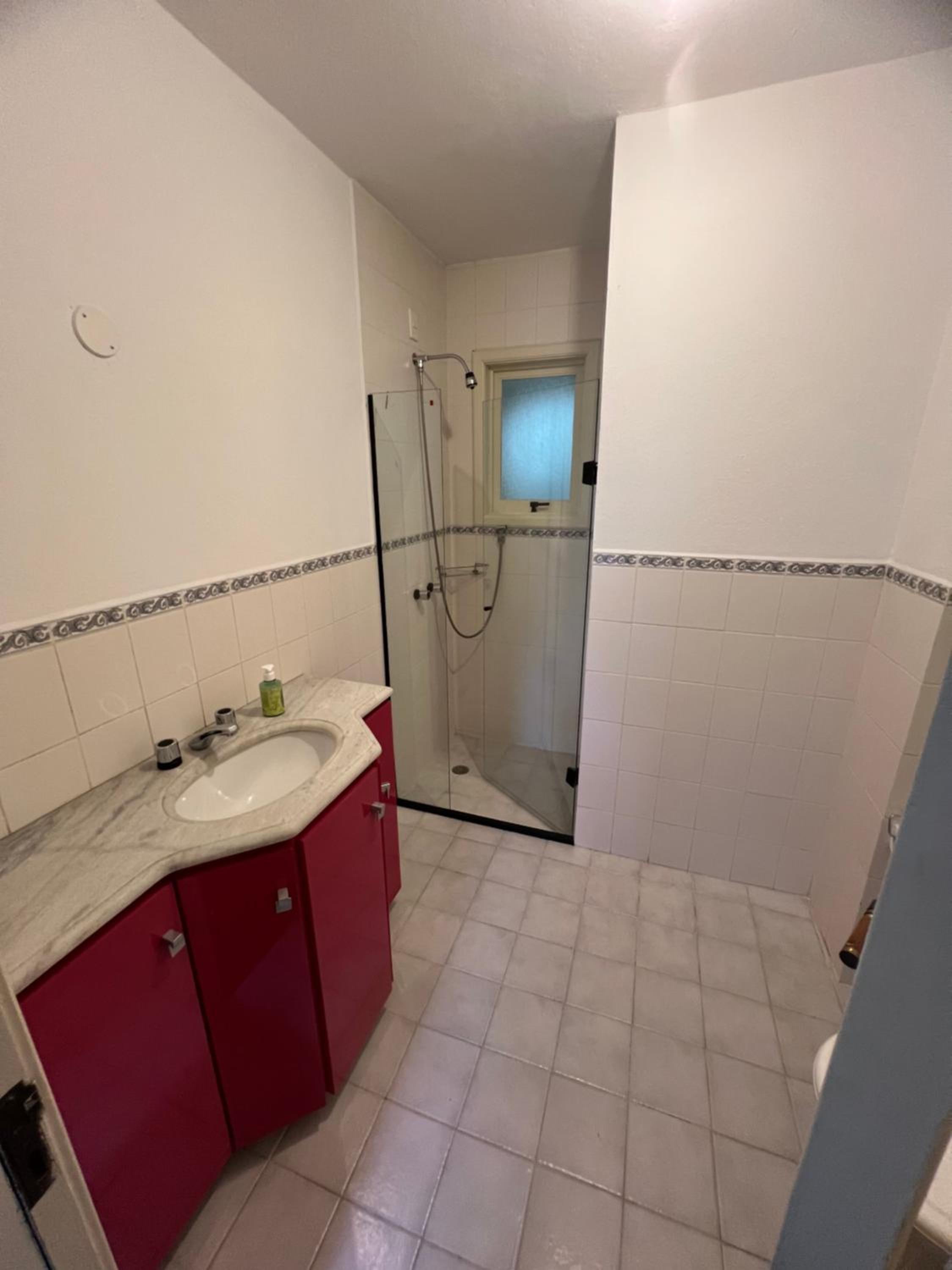 Amplo Apartamento à 200m da Rua Coberta