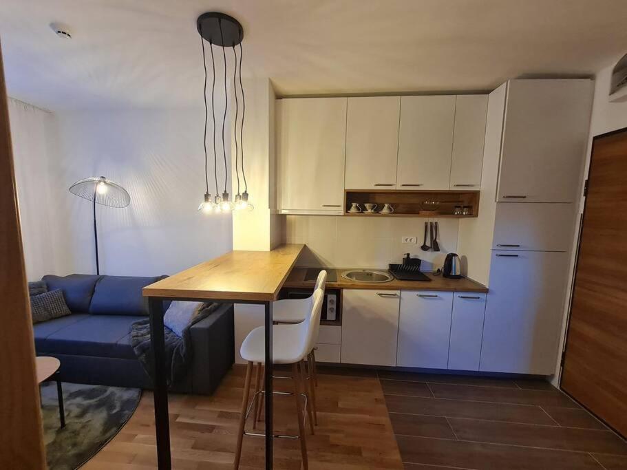Maxx Apartmani Obucina Kapije