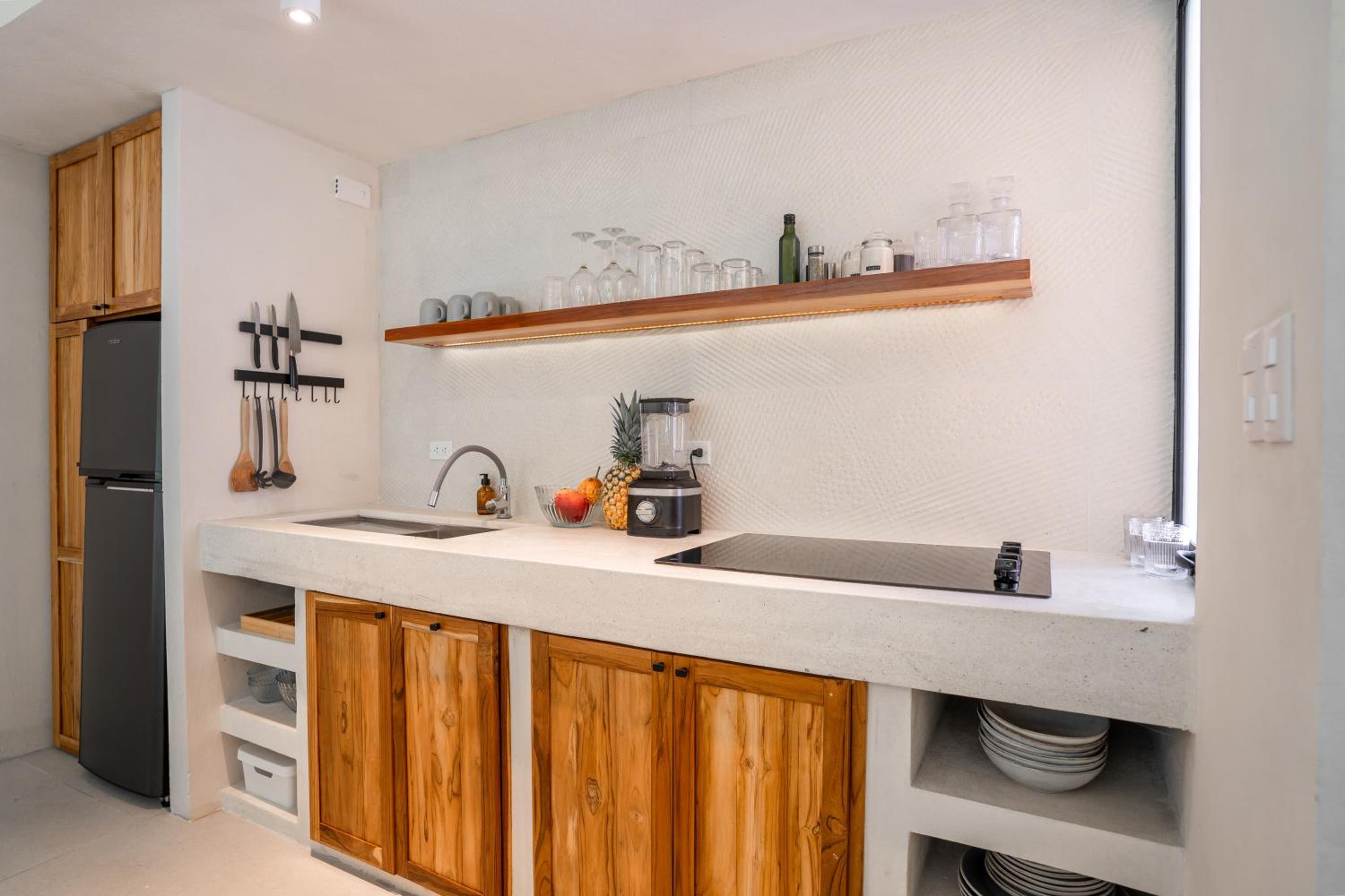 Botanika Suites
