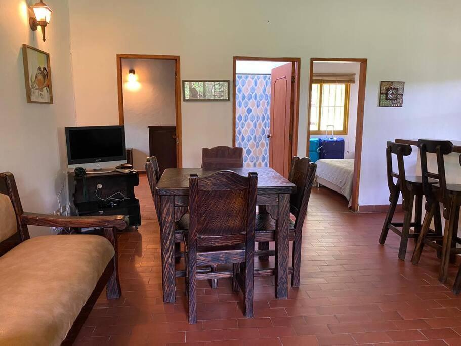 Beautiful Country House located in Llanogrande