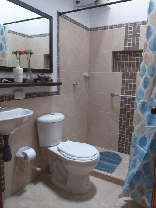 Beautiful Country House located in Llanogrande