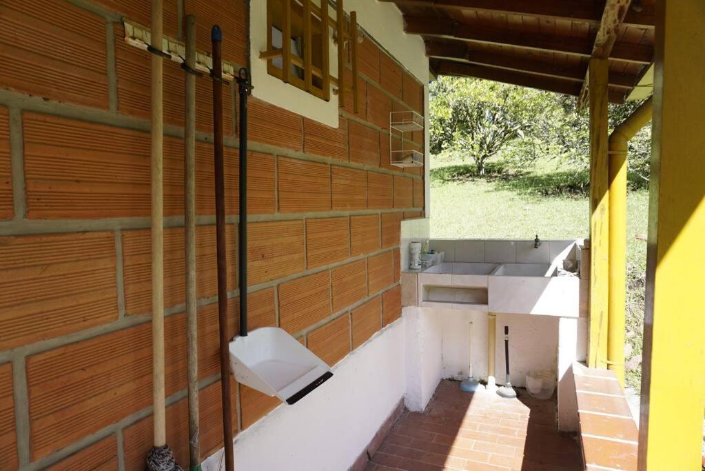 Beautiful Country House located in Llanogrande