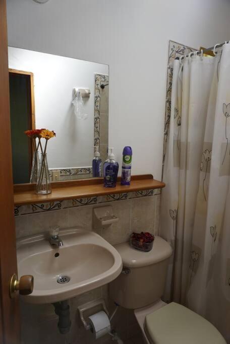 Beautiful Country House located in Llanogrande