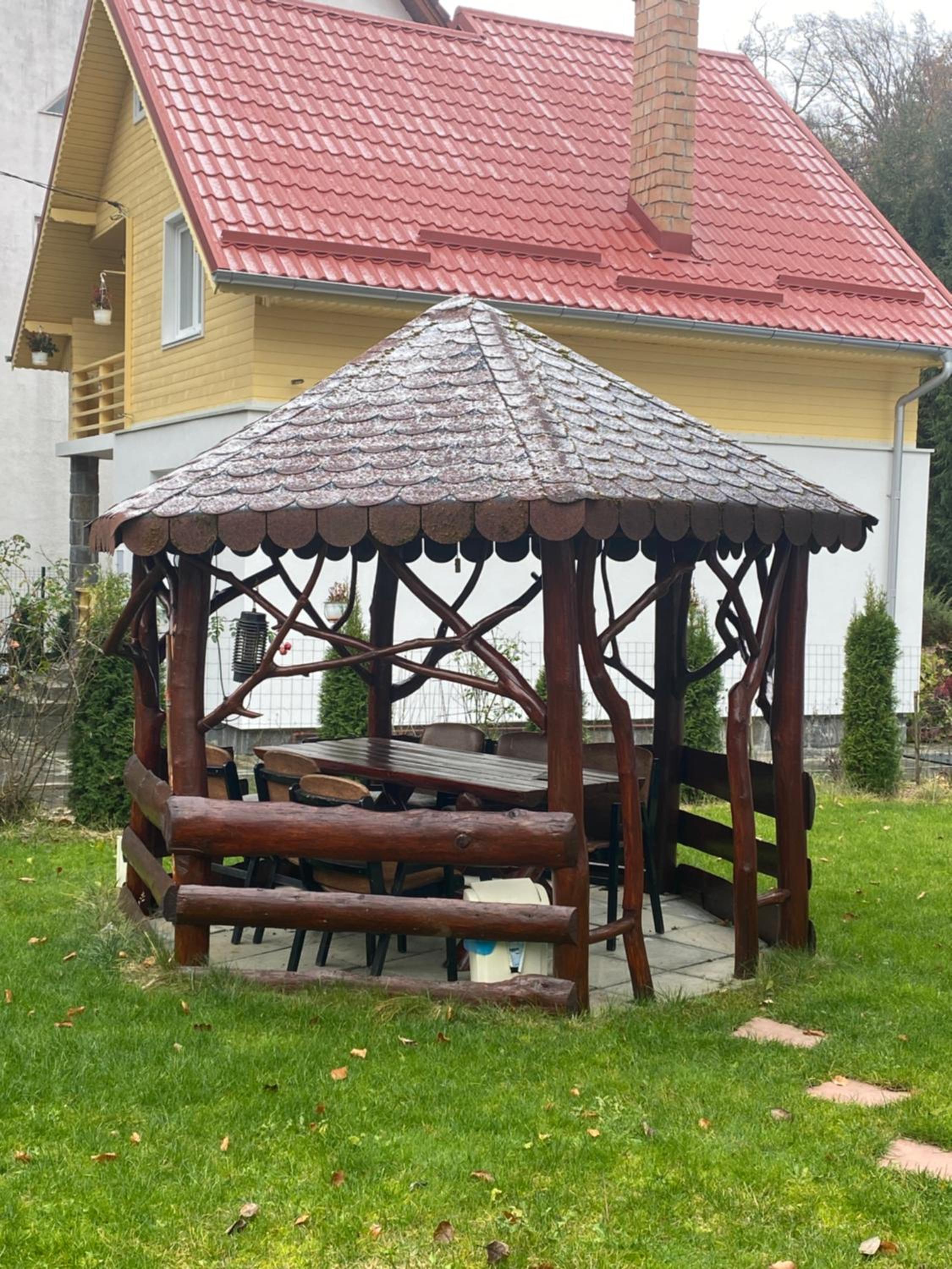 Photo 6
