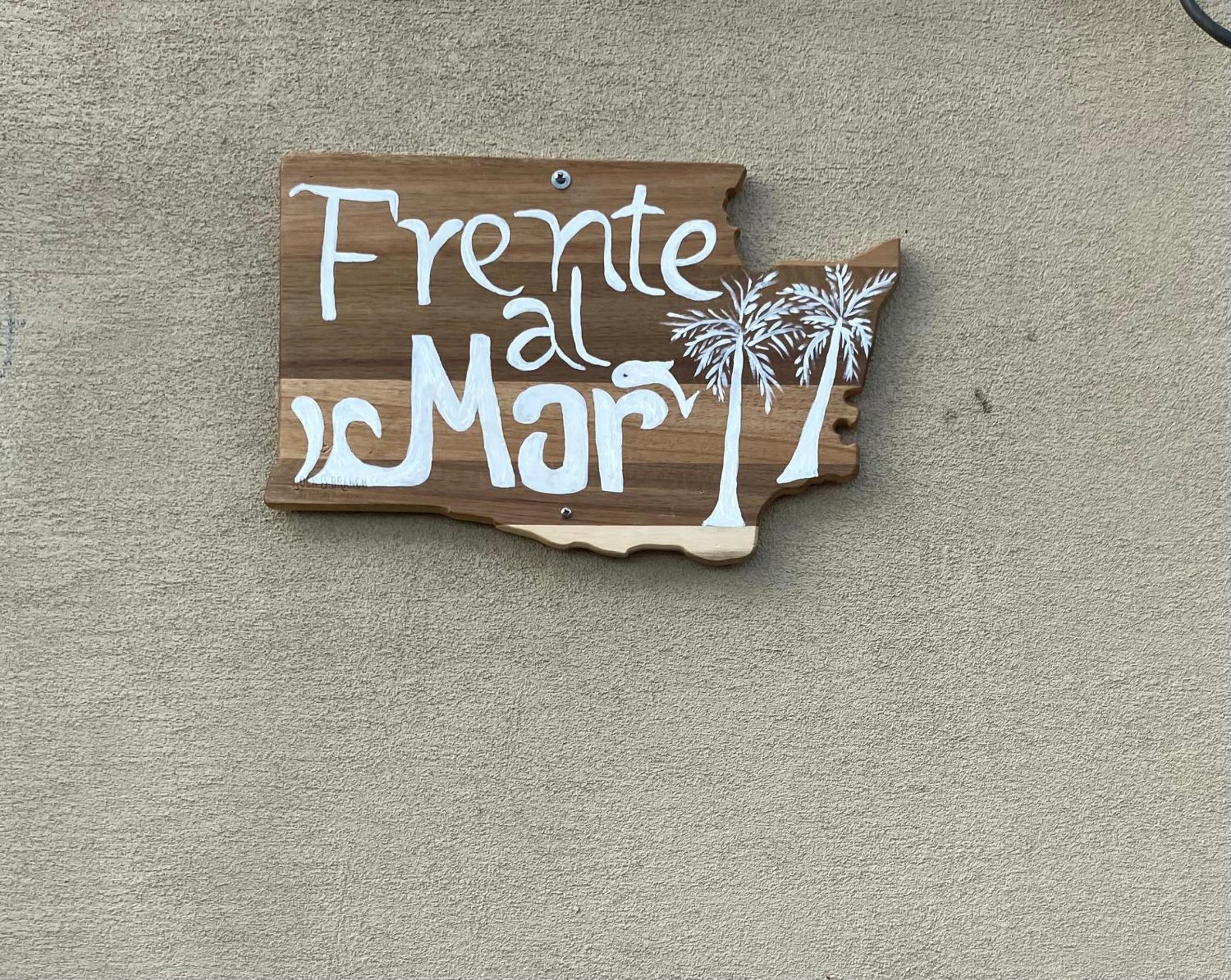 Frente al mar lof