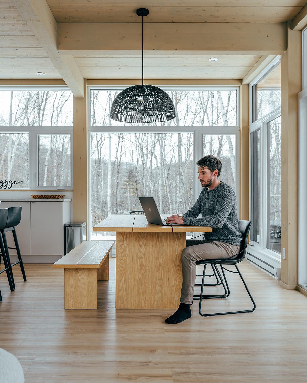 Luxury Scandinavian Retreat in Mont Tremblant with Spa