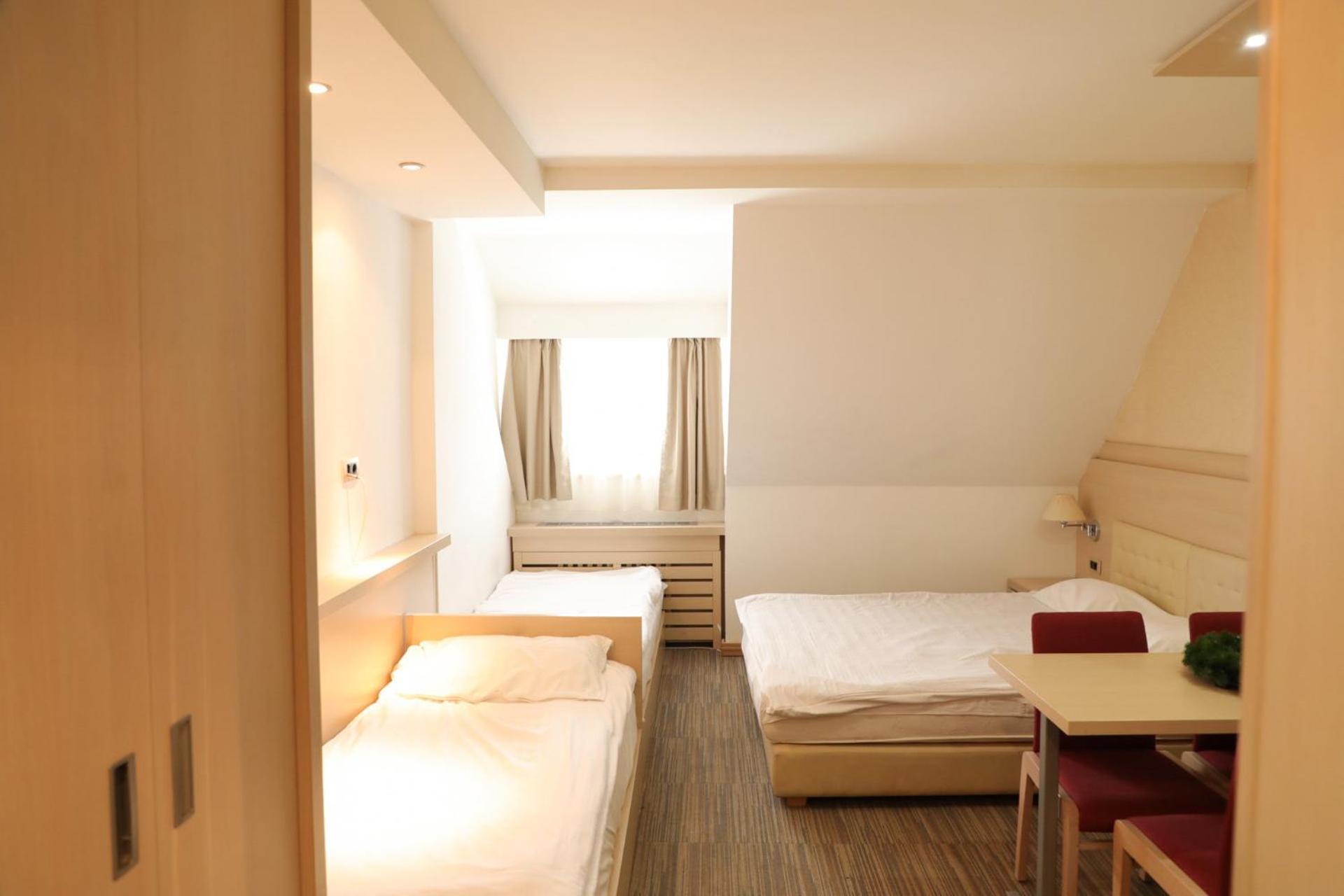 Apartments Konaci Centar view 5