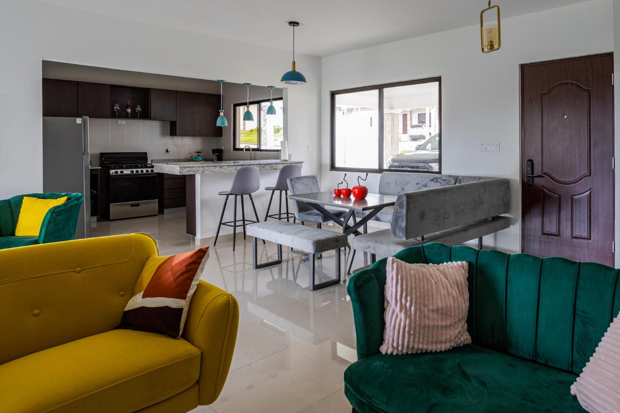 Beautiful Family Home in Boquete view 4