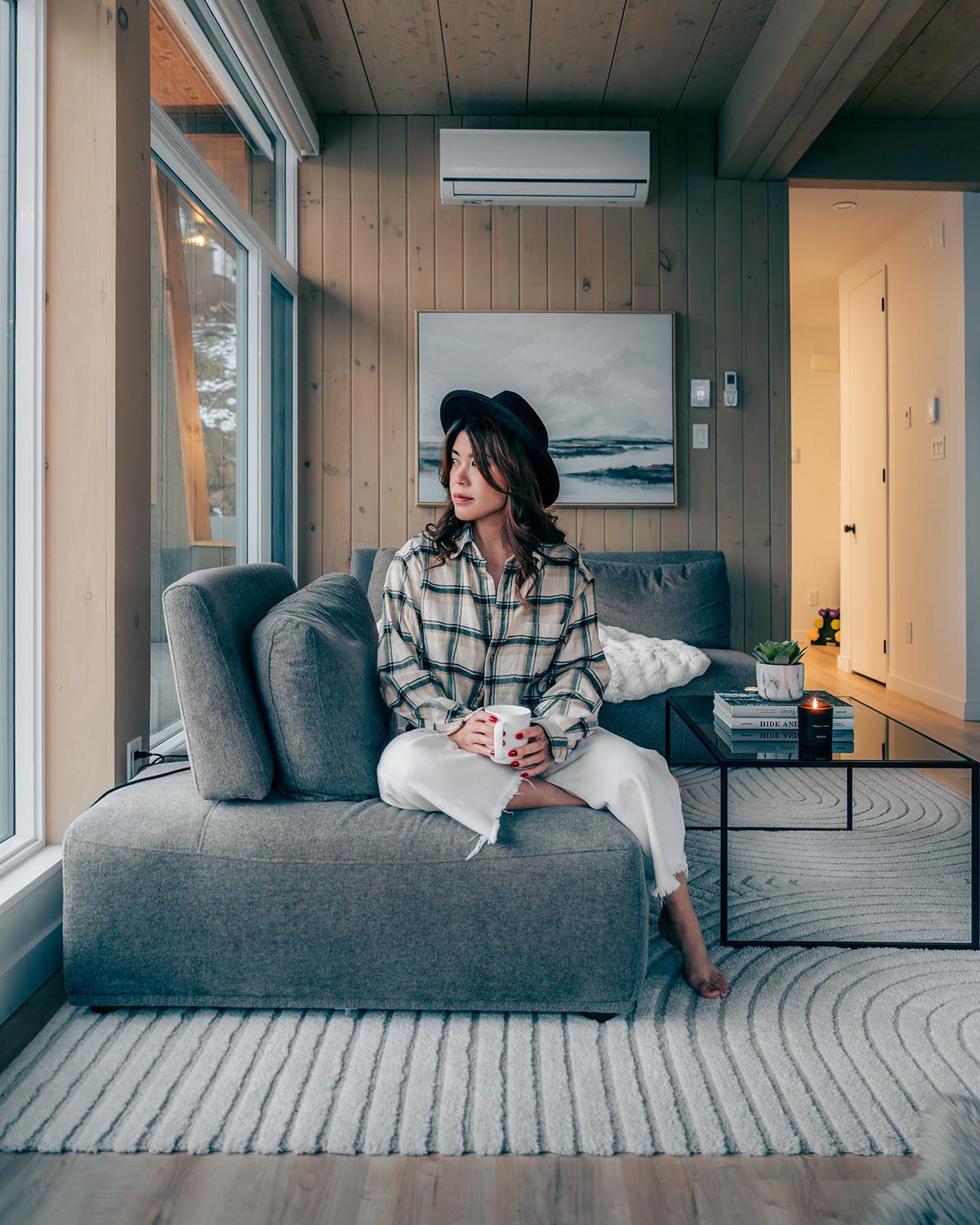 Luxury Scandinavian Retreat in Mont Tremblant with Spa