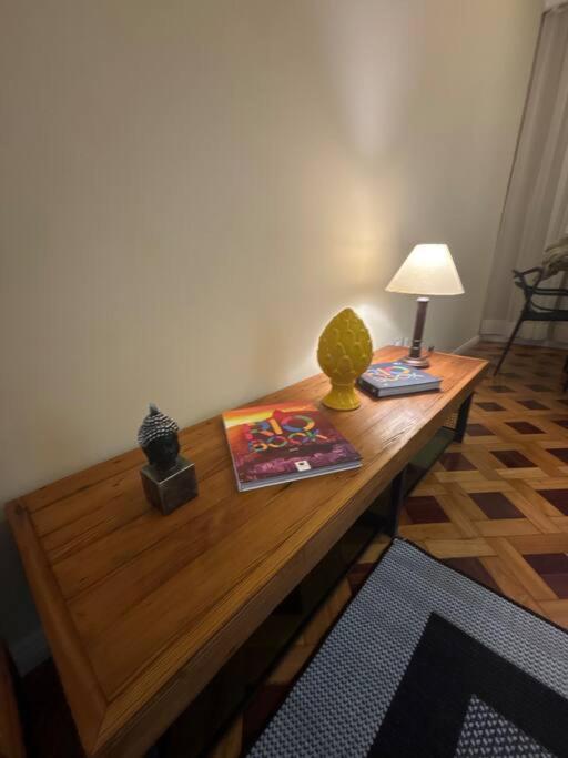 APARTAMENTO COM ÓTIMA LOCALIZAÇAÕ Em COPA -IPANEMA
