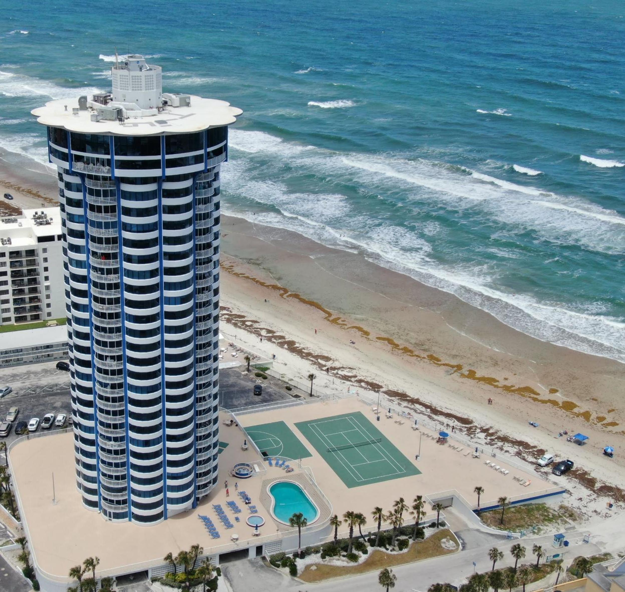 Hotel On The Beach-2/br 2/bath, 26th Floor! Spectacular Views Of Ocean & River