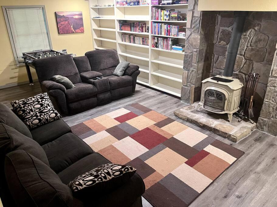 *NEW* Green Cedar Lodge, Nature Lovers Dream! view 4
