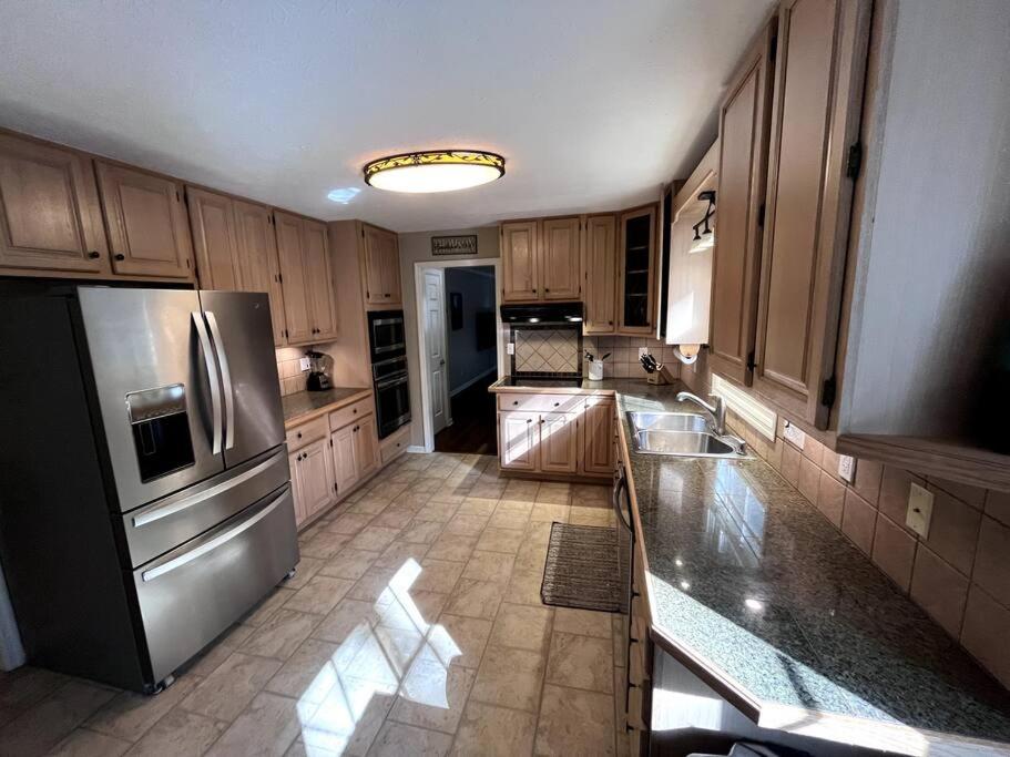 *NEW* Green Cedar Lodge, Nature Lovers Dream! view 3