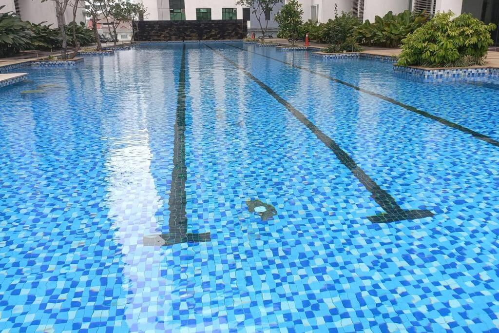 Cozy M Suites Android Box, Pool and City Area