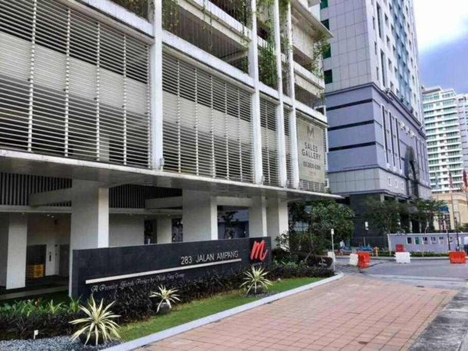 Cozy M Suites Android Box, Pool and City Area