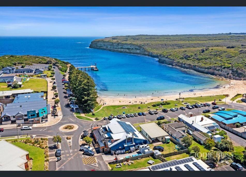 12 Apostles Beach House