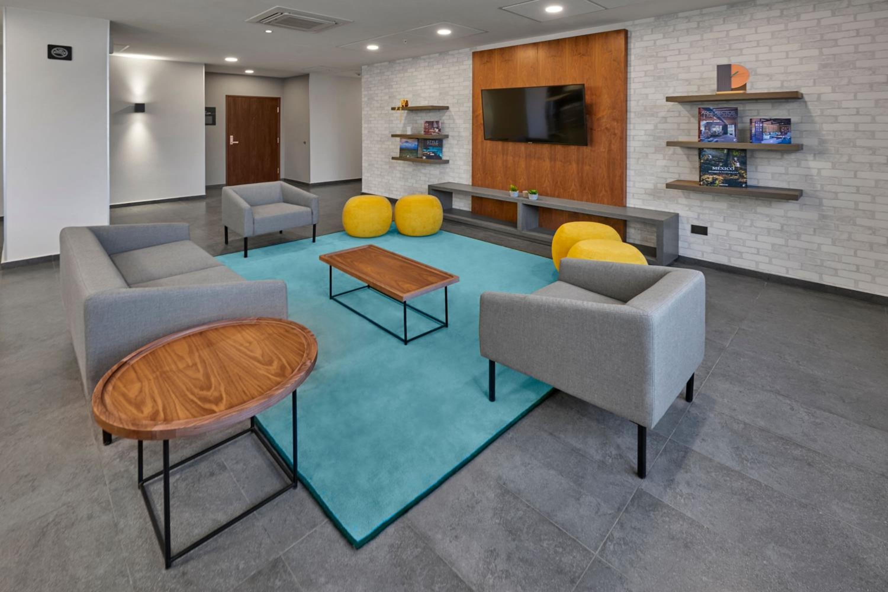 Tampico Vacations - City Express by Marriott Tampico Altamira - Property Image 4