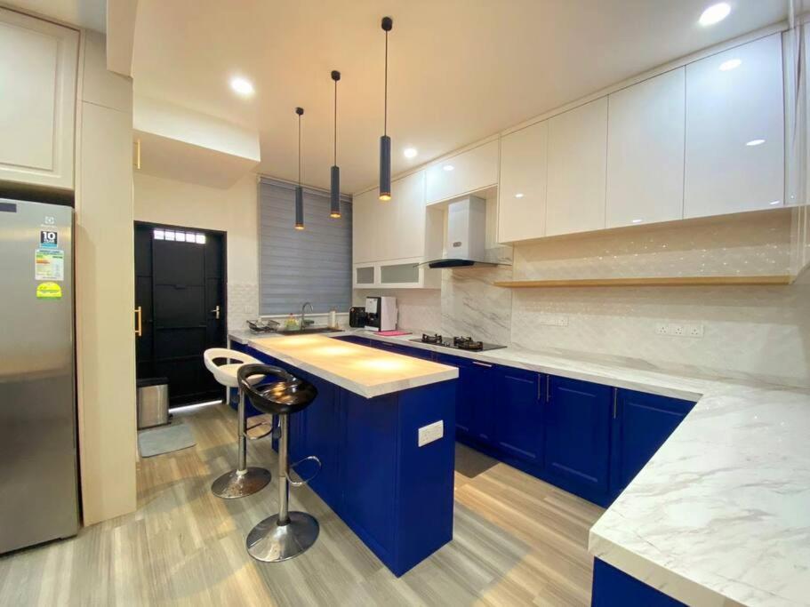 Modern Cozy House 4Room10pax @Near Sunway Carnival photo 2