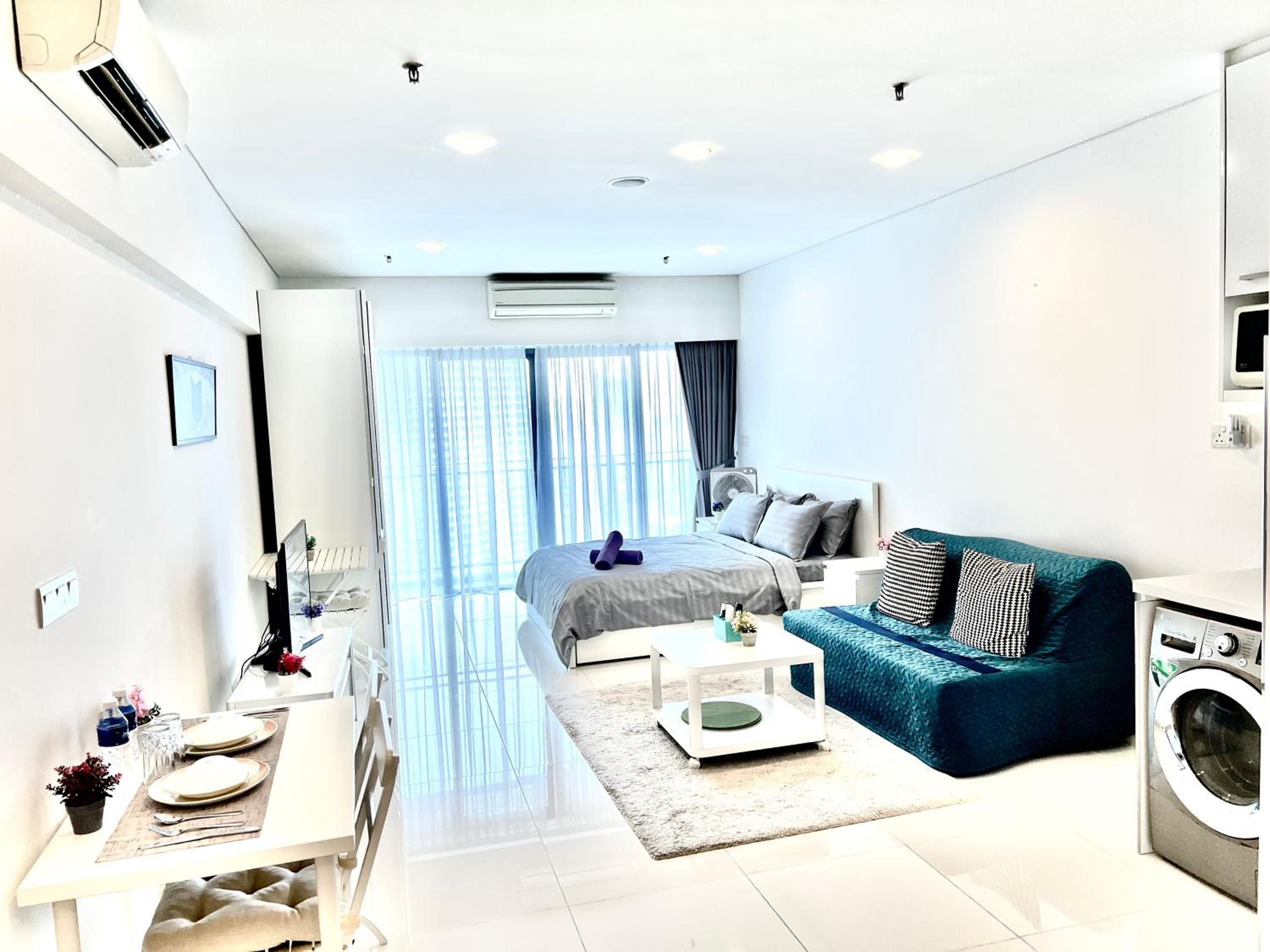Summer suites victory house