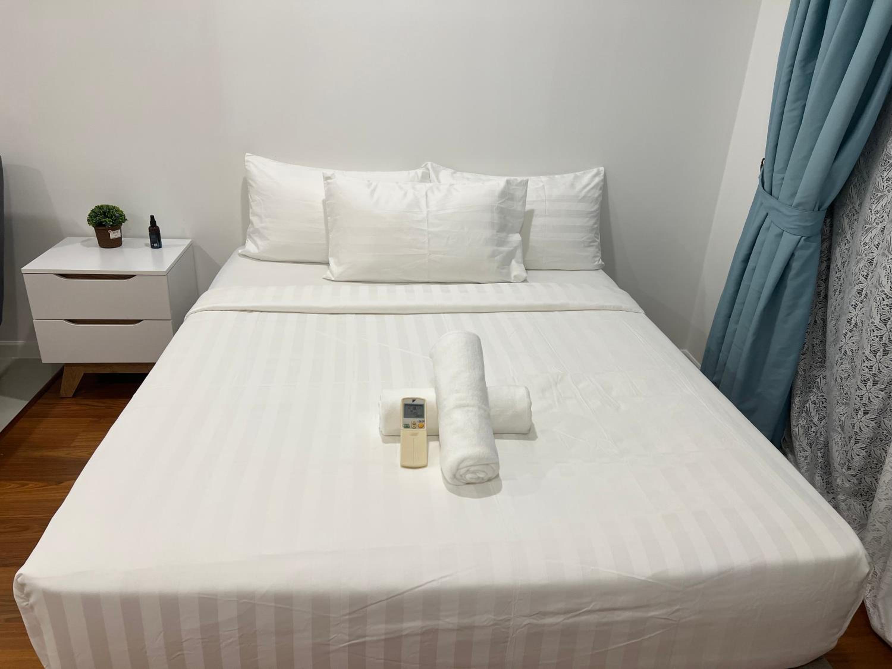 Summer suites victory house