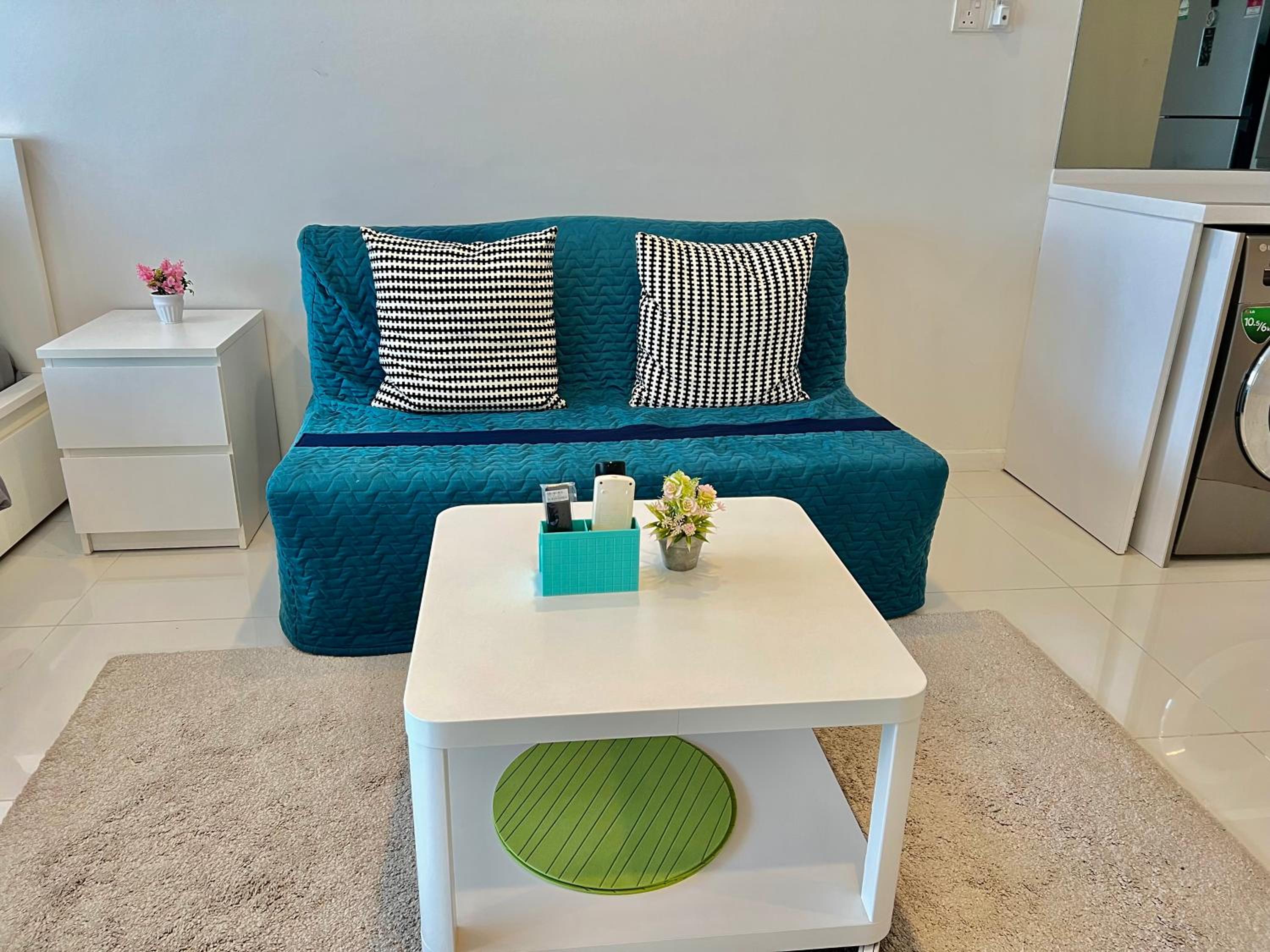 Summer suites victory house