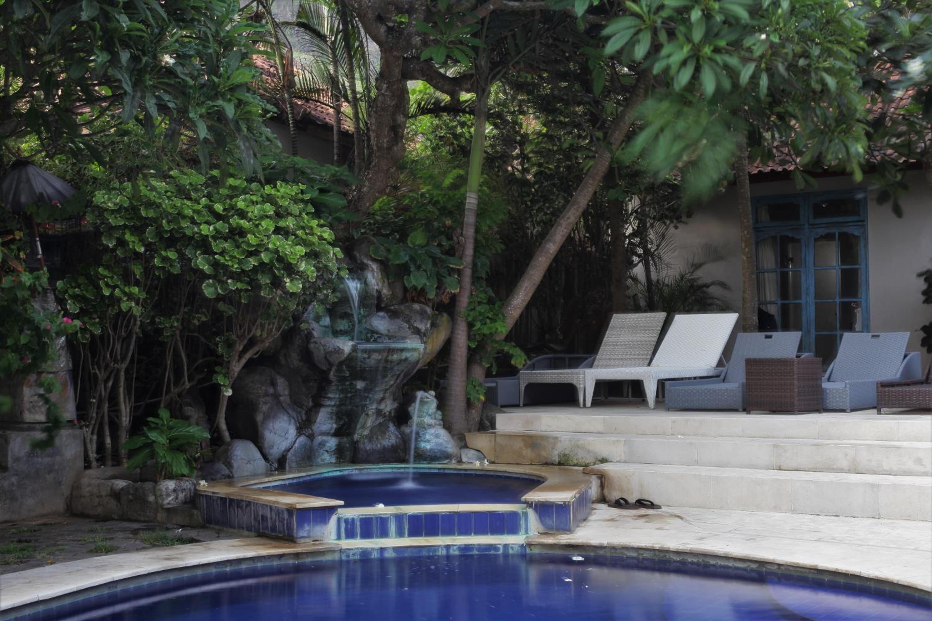 Relax Beach Resort Candidasa view 3