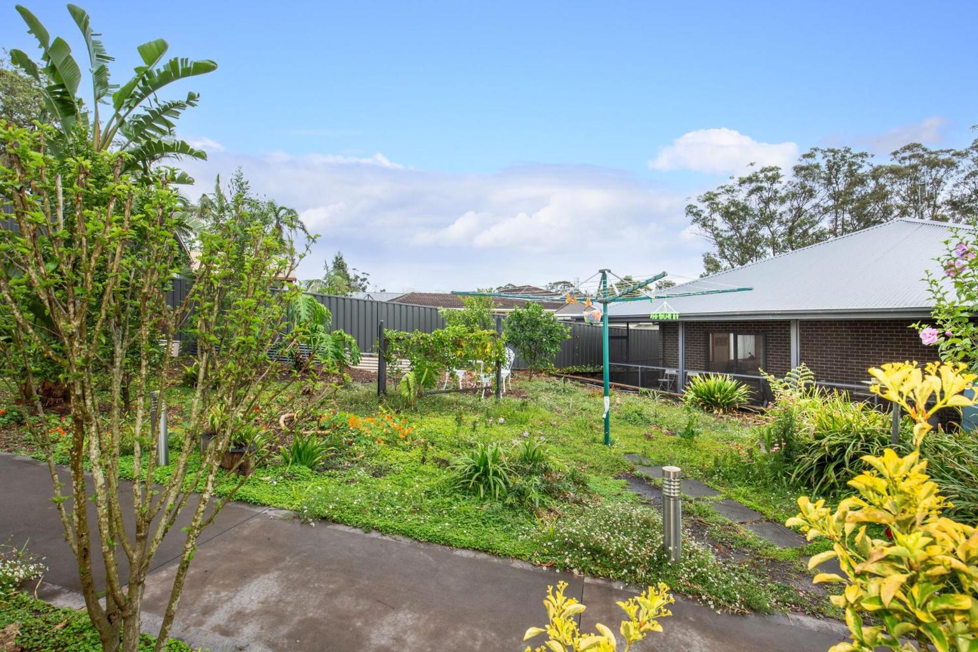 Tangerine - Pet Friendly - 3 Mins Walk to Beach