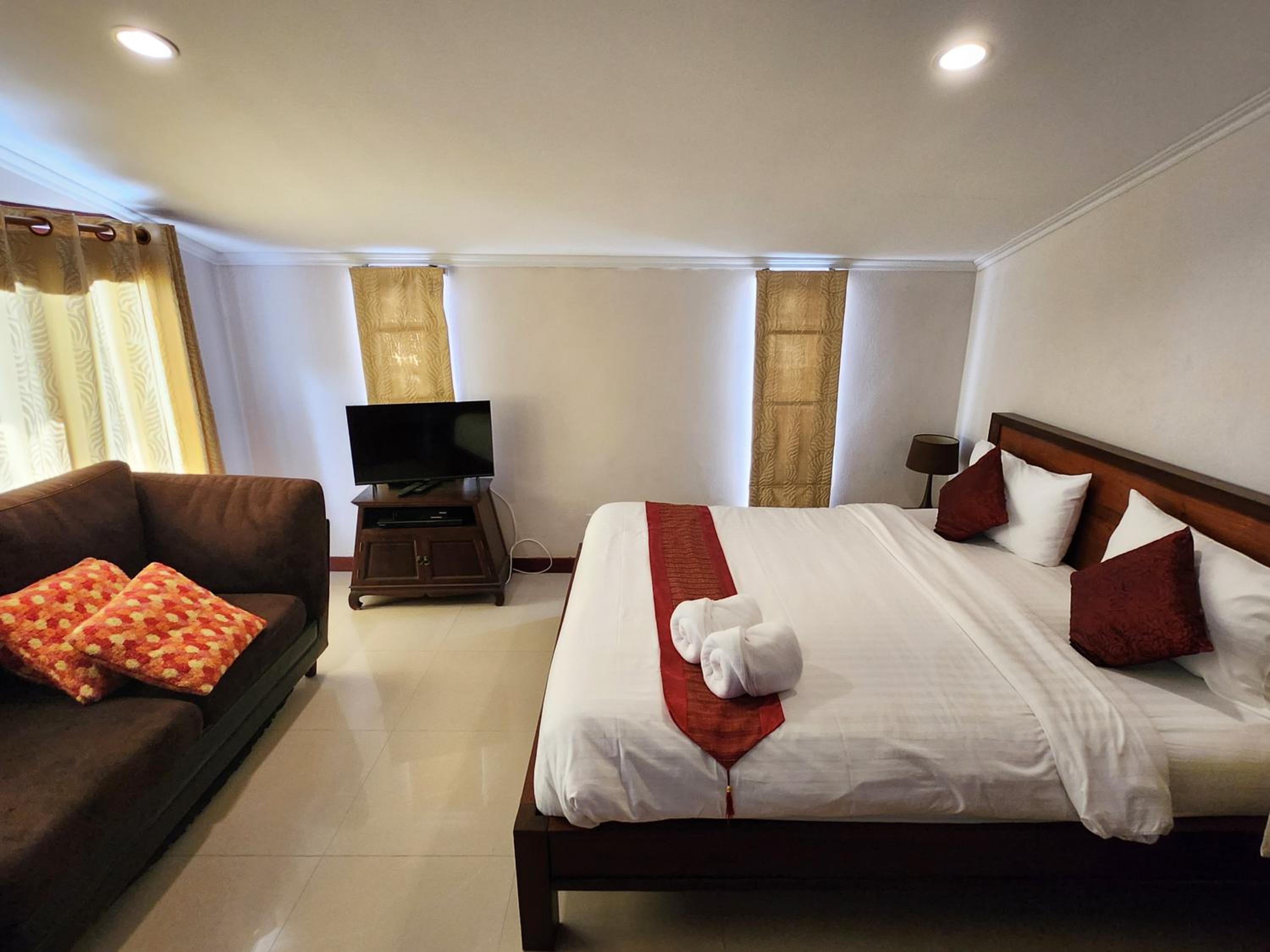 ทิวาพูลวิลล่า หัวหิน Thiva Pool Villa Hua Hin