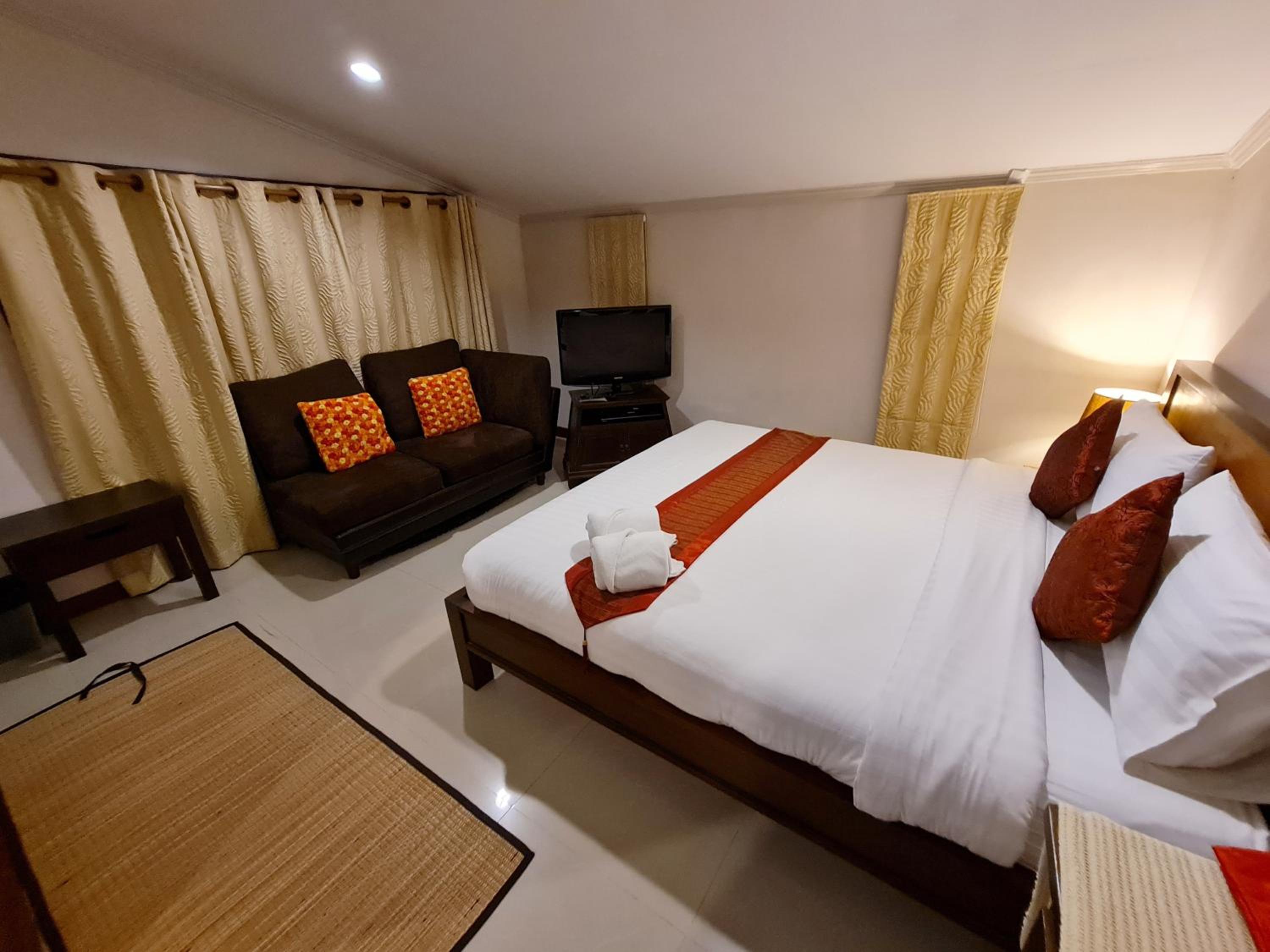 ทิวาพูลวิลล่า หัวหิน Thiva Pool Villa Hua Hin