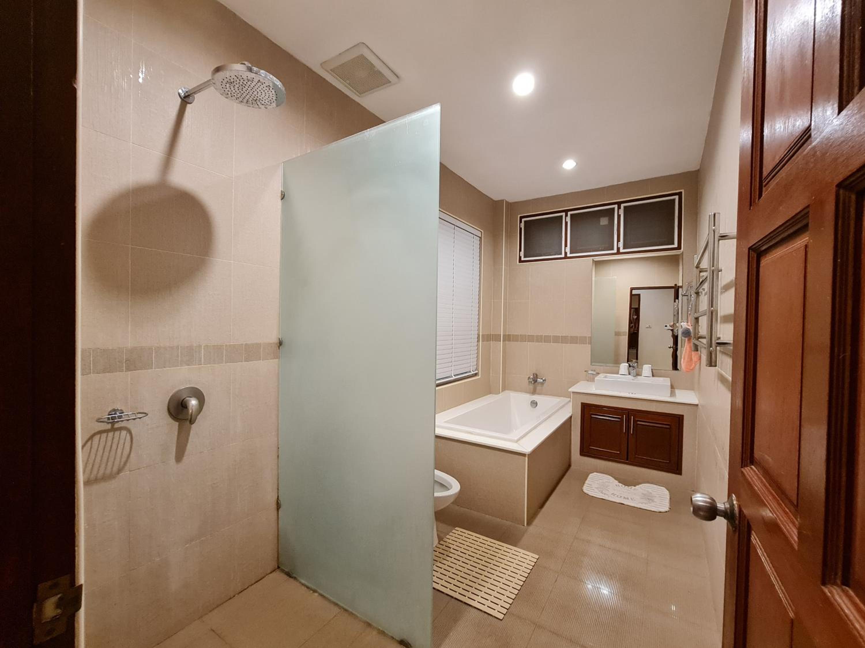 ทิวาพูลวิลล่า หัวหิน Thiva Pool Villa Hua Hin