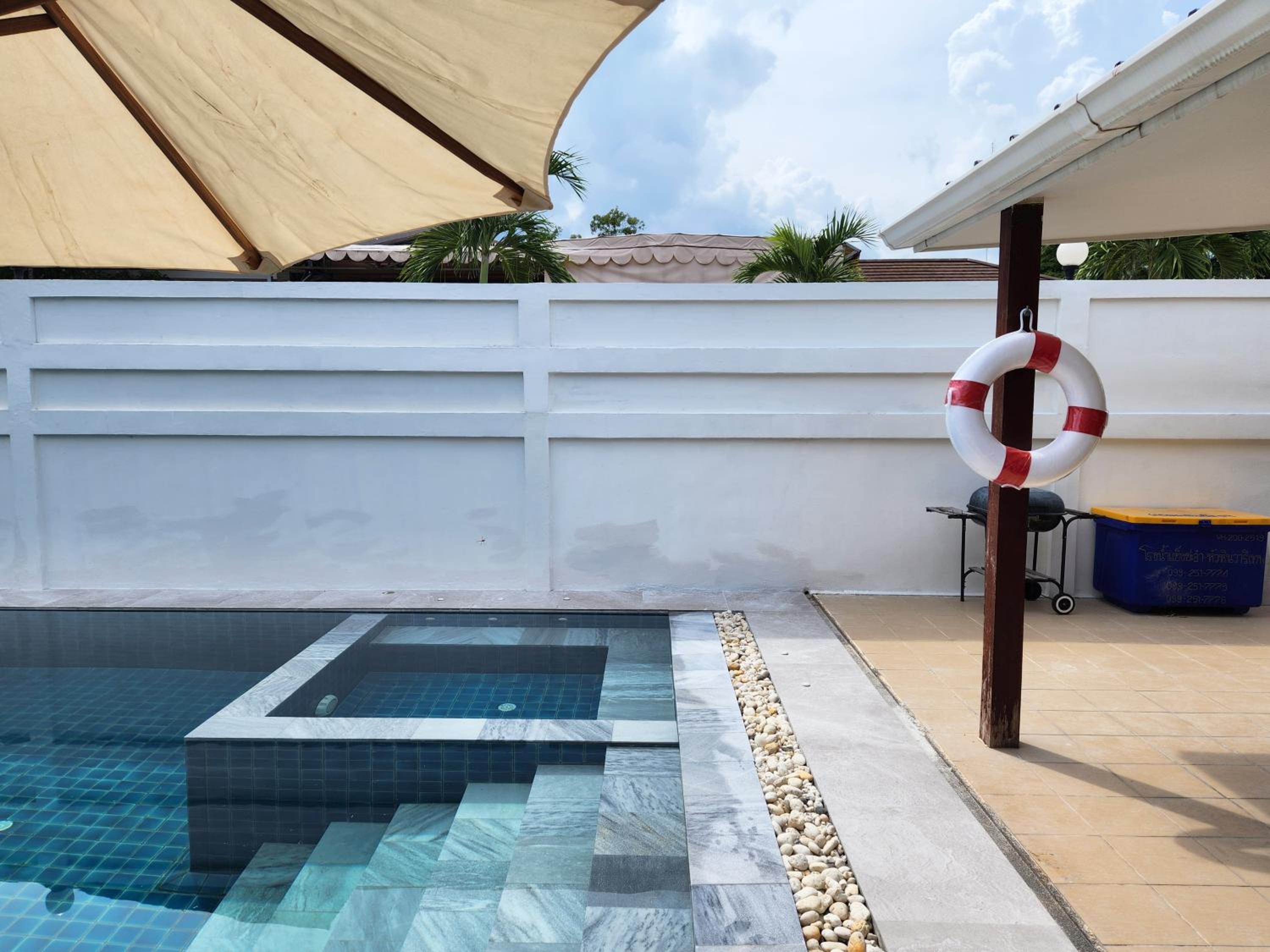 ทิวาพูลวิลล่า หัวหิน Thiva Pool Villa Hua Hin