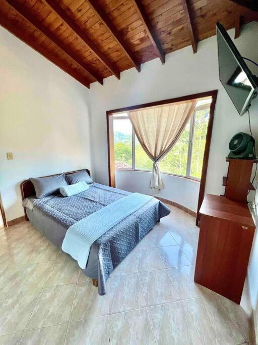 Charming villa near to Medellín Metro and malls