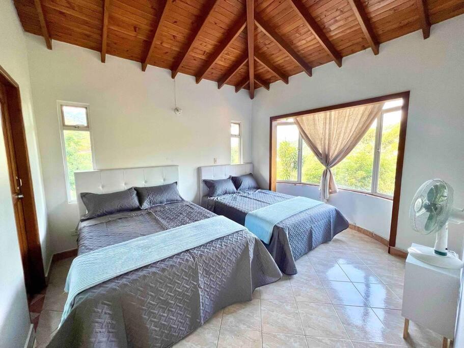 Charming villa near to Medellín Metro and malls
