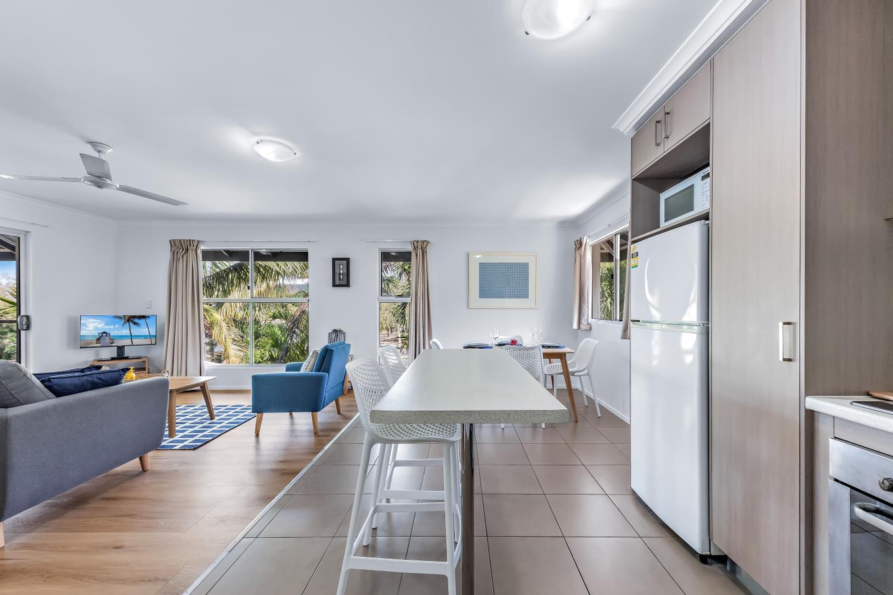 Casa Ava Airlie