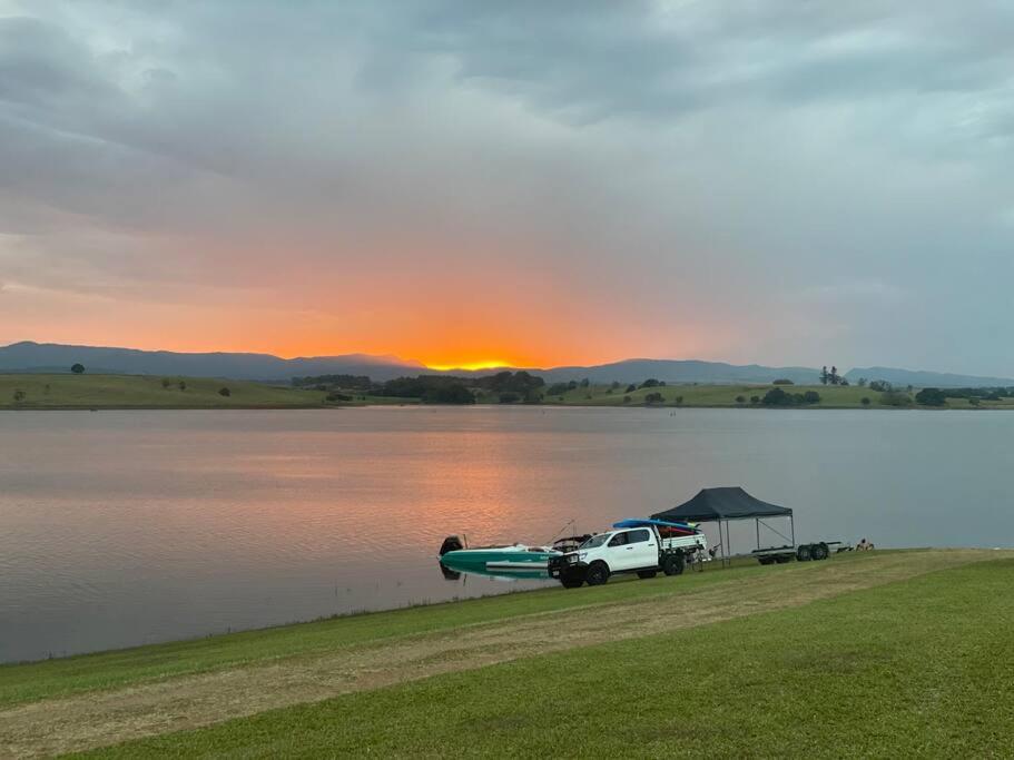 MainRidge on Lake Tinaroo