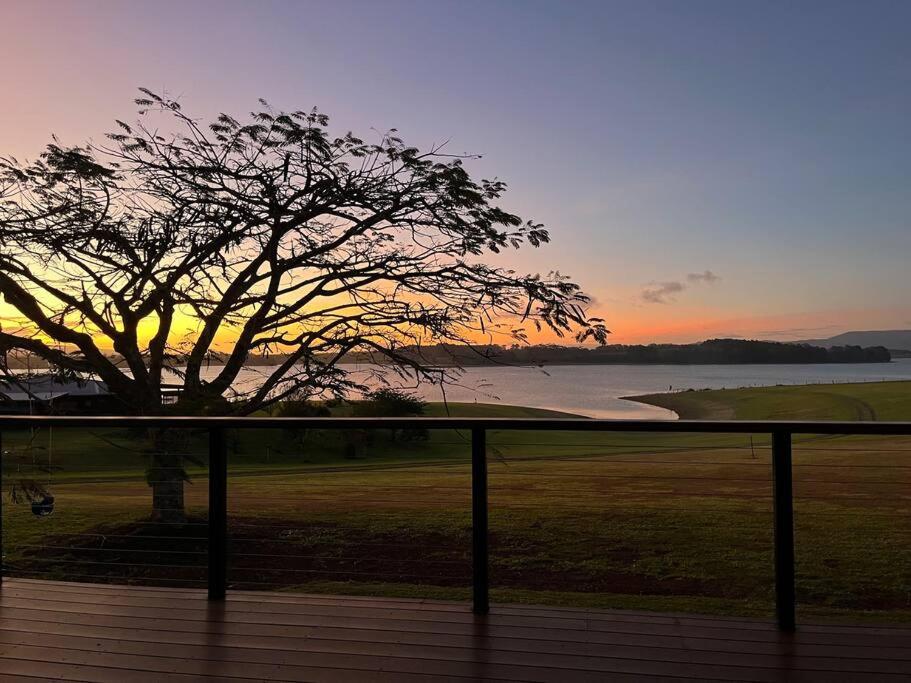 MainRidge on Lake Tinaroo