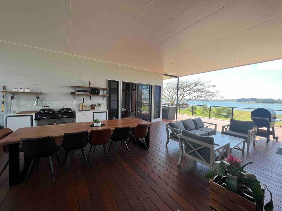 MainRidge on Lake Tinaroo
