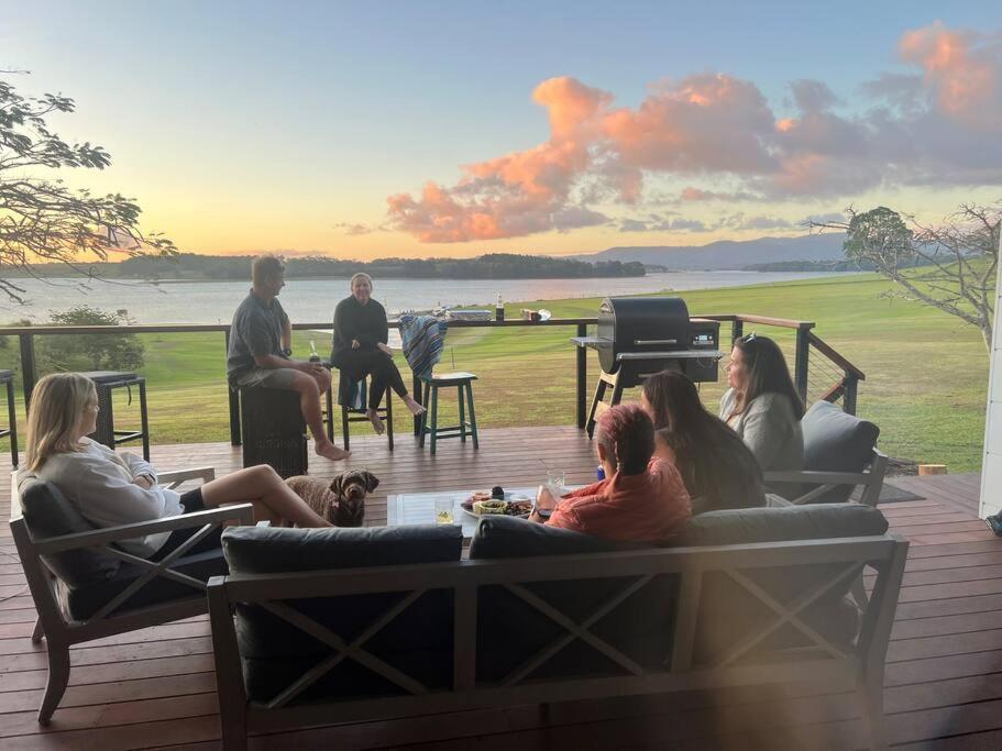 MainRidge on Lake Tinaroo