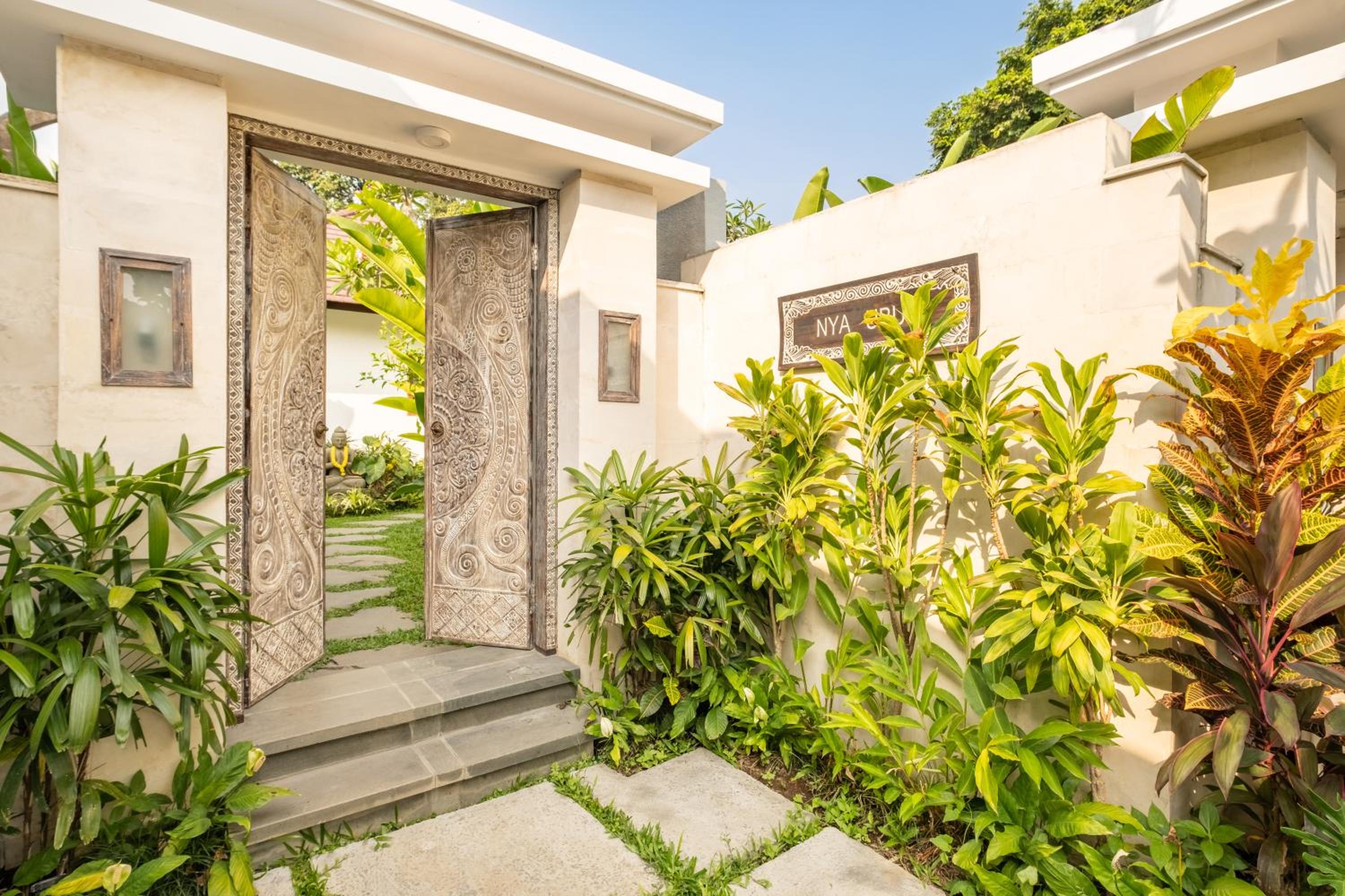 Hotel Villa Nya Ubud - Image 1