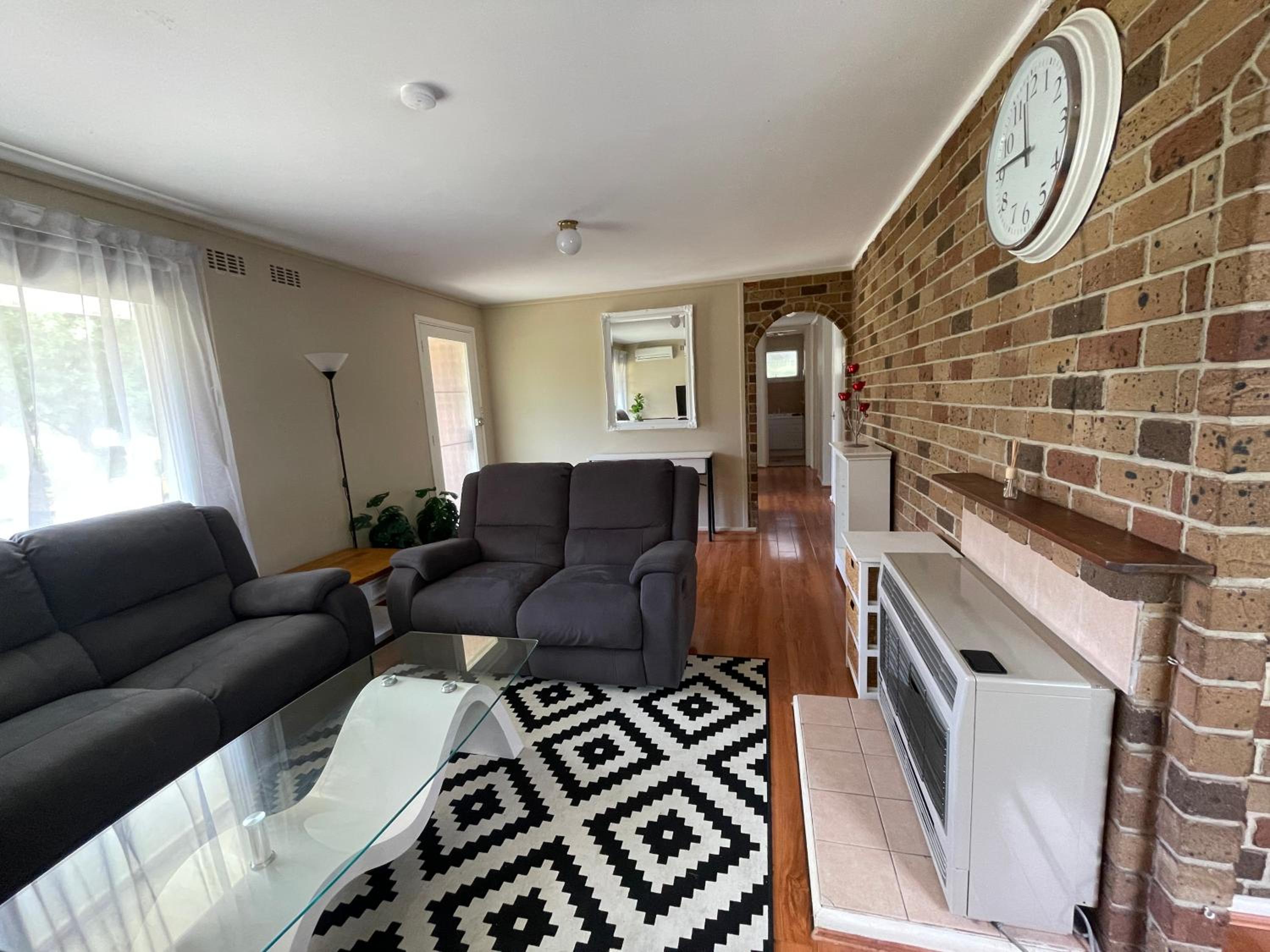Canberra Hospital Locum Welcome - Two Beds House